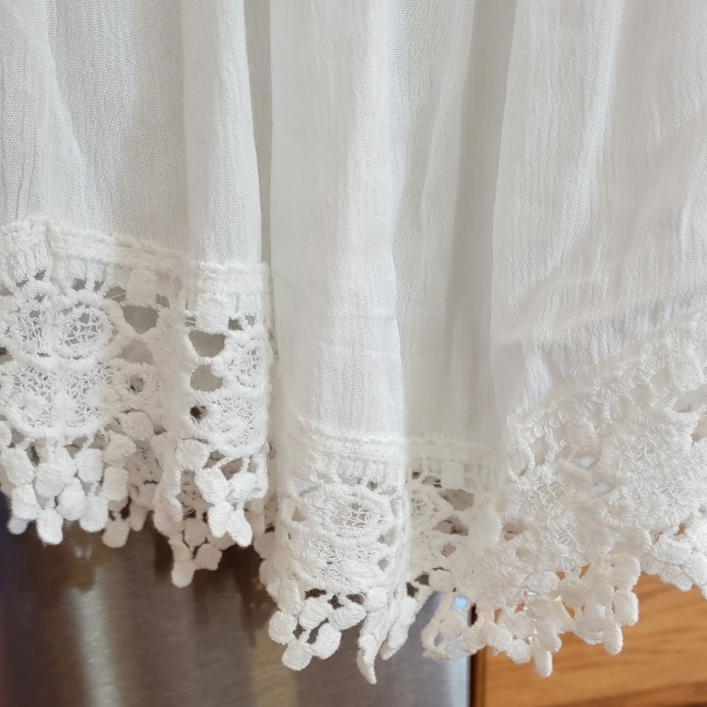 NOTATIONS Medium Ruffled Blouse - Picture 6 of 8